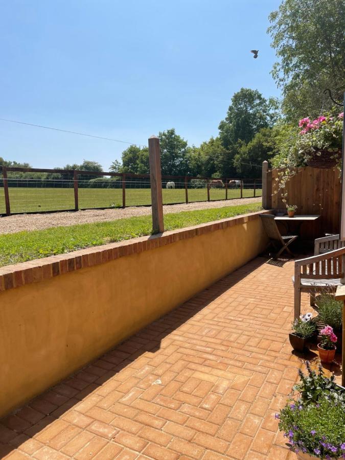 The Hayloft Villa Gestingthorpe Exteriör bild